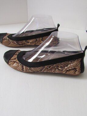 Yosi Samra Snakeskin Round Toe Ballet with Black Cap Toe Size 8 NIB